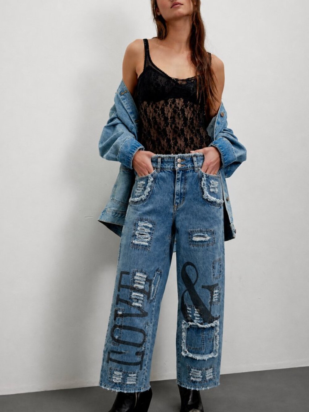 PAPER LACE LOVE DISTRESSED JEANS NWT - Picture 3 of 11